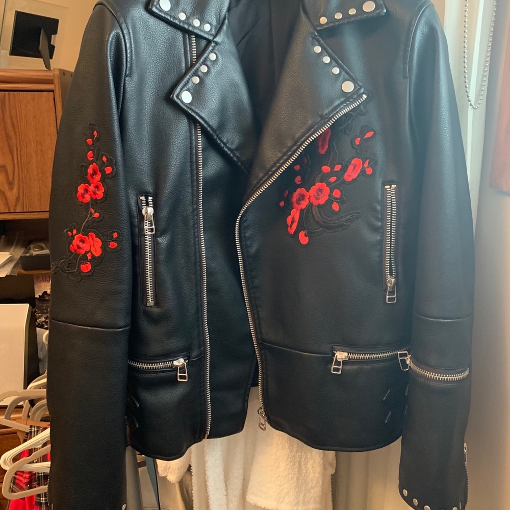 Zara 100% leather biker jacket